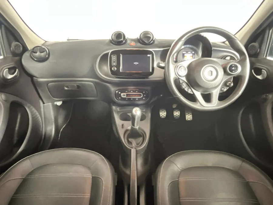 Used 2016 smart forfour 52kW prime - WeBuyCars Richmond