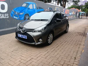 Used 2017 Toyota Yaris 3-door 1.0 XS