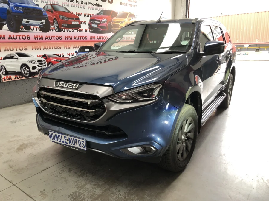 Used 2023 Isuzu mu-X 3.0TD LSE - Humble Autos