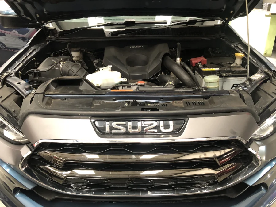 Used 2023 Isuzu mu-X 3.0TD LSE - Humble Autos