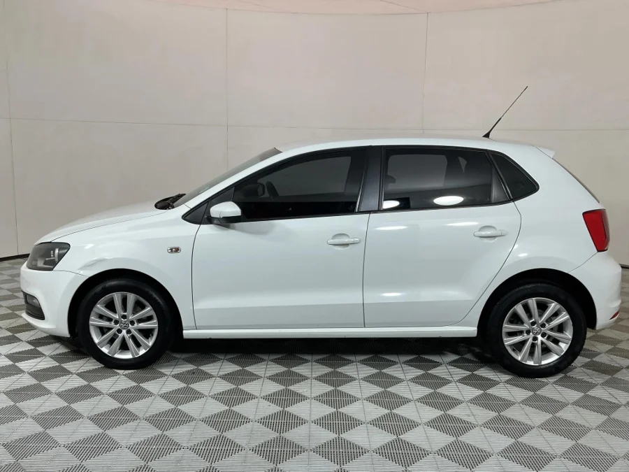 Used 2018 Volkswagen Polo Vivo hatch 1.4 Comfortline - WeBuyCars Rustenburg