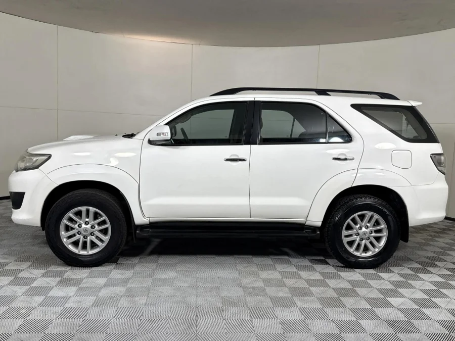 Used 2013 Toyota Fortuner 2.5D-4D - WeBuyCars Silverlakes