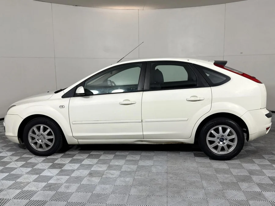 Used 2006 Ford Focus 1.6 5-door Si - WeBuyCars Midstream Used 2006 Ford Focus 1.6 5-door Si - WeBuyCars Midstream