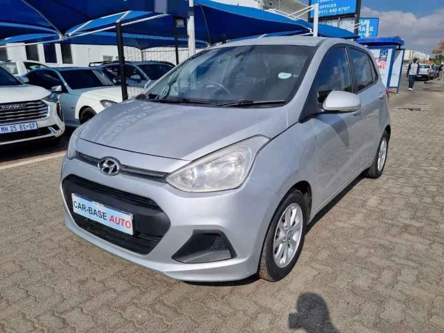 Used 2015 Hyundai i10 1.25 Fluid auto - Carbase Auto Used 2015 Hyundai i10 1.25 Fluid auto - Carbase Auto