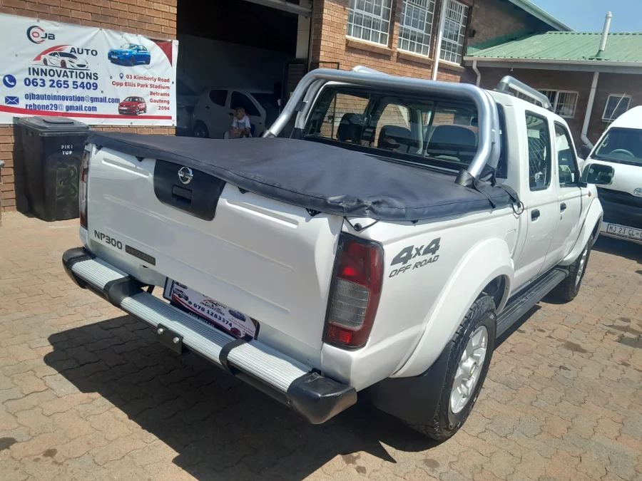 Used 2019 Nissan NP300 Hardbody 2.5TDi double cab Hi-rider Silver LTD Anniversary Edition - OJB Auto Innovation