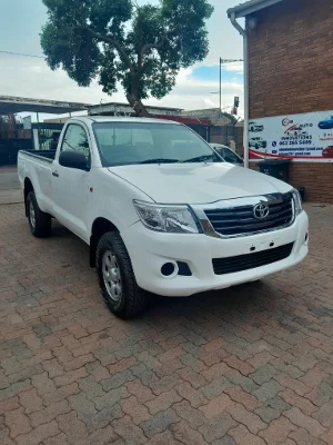Used 2014 Toyota Hilux 2.5D-4D SRX