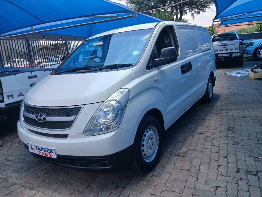 Used 2010 Hyundai H-1 2.5VGTi panel van - Tafeek Cars