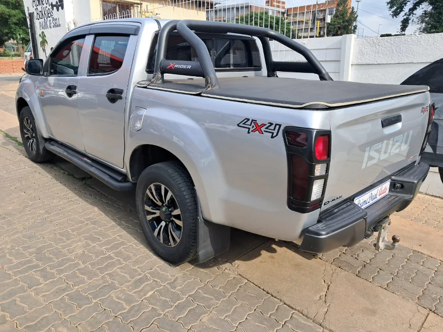 Used 2019 Isuzu D-Max 300 3.0TD double cab 4x4 LX - Prime Deal Auto