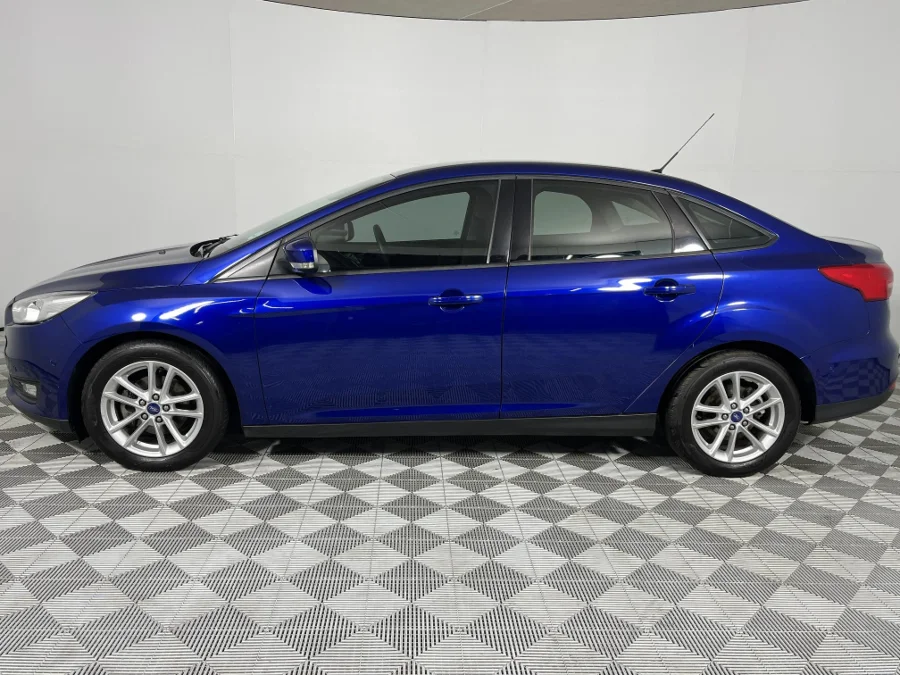 Used 2015 Ford Focus sedan 1.0T Trend - WeBuyCars Richmond Used 2015 Ford Focus sedan 1.0T Trend - WeBuyCars Richmond