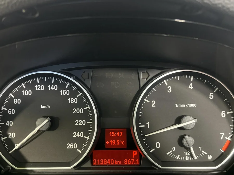 Used 2011 BMW 1 Series 125i coupe auto - WeBuyCars Epping