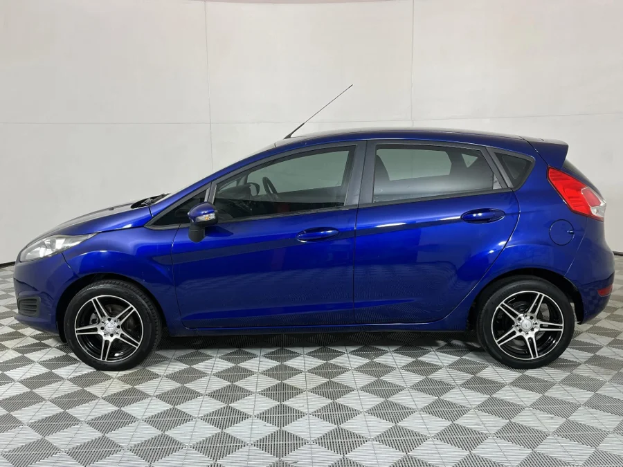 Used 2015 Ford Fiesta 5-door 1.4 Ambiente - WeBuyCars JHB South Used 2015 Ford Fiesta 5-door 1.4 Ambiente - WeBuyCars JHB South