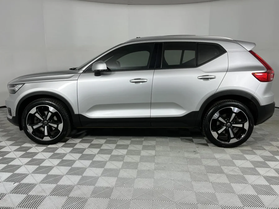 Used 2018 Volvo XC40 T5 AWD Momentum - WeBuyCars Midstream Used 2018 Volvo XC40 T5 AWD Momentum - WeBuyCars Midstream