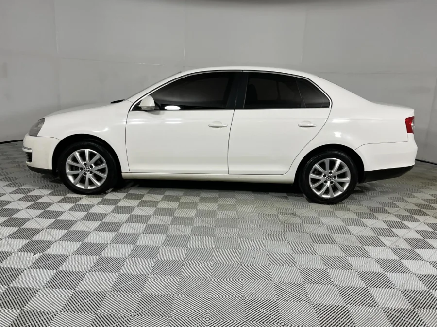 Used 2010 Volkswagen Jetta 1.6TDI Comfortline auto - WeBuyCars Silverlakes Used 2010 Volkswagen Jetta 1.6TDI Comfortline auto - WeBuyCars Silverlakes