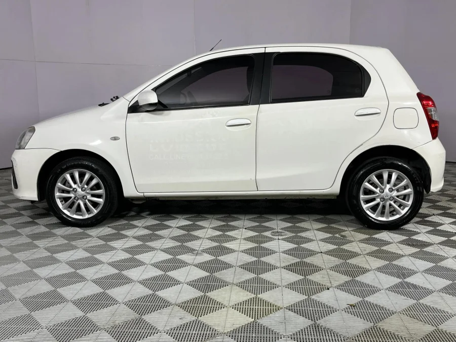 Used 2018 Toyota Etios hatch 1.5 Sprint - WeBuyCars Brackenfell Cape Town Used 2018 Toyota Etios hatch 1.5 Sprint - WeBuyCars Brackenfell Cape Town