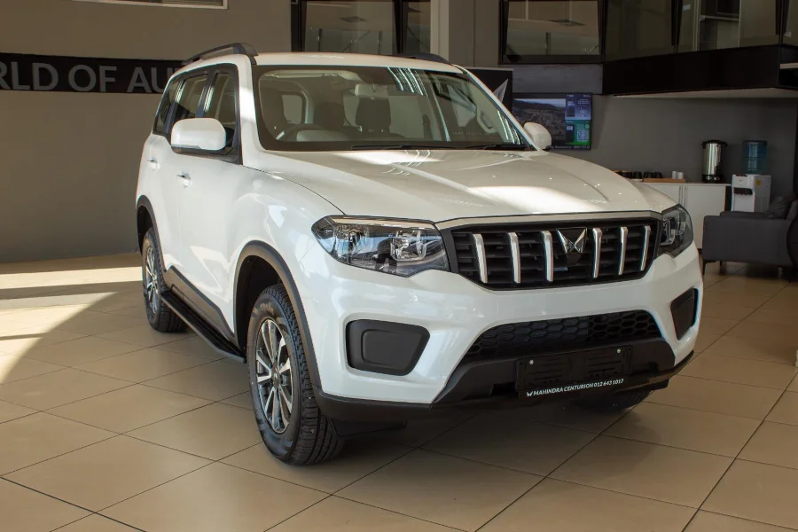 New 2025 Mahindra Scorpio-N 2.2D Z4 - Mahindra New Cars Centurion