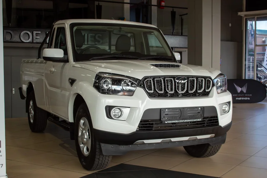 Used 2025 Mahindra Pik Up 2.2CRDe single cab 4x4 S6 - Mahindra Used Cars Centurion