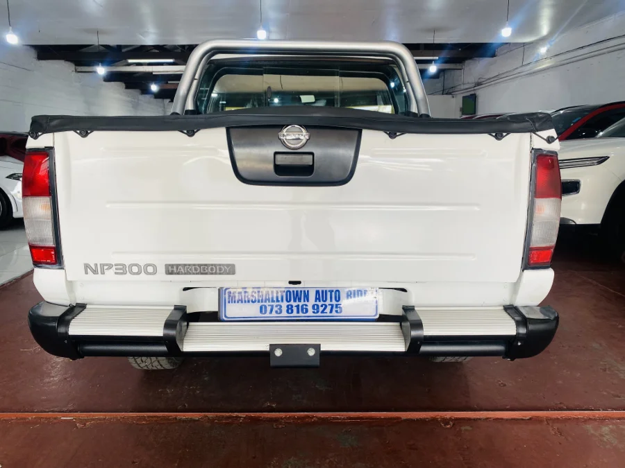 Used 2021 Nissan NP300 Hardbody 2.5TDi double cab - Marshalltown Auto Ridez