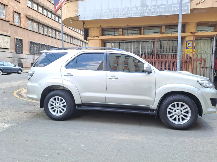 Used 2011 Toyota Fortuner 3.0D-4D 4x4 auto - Freeman Cars
