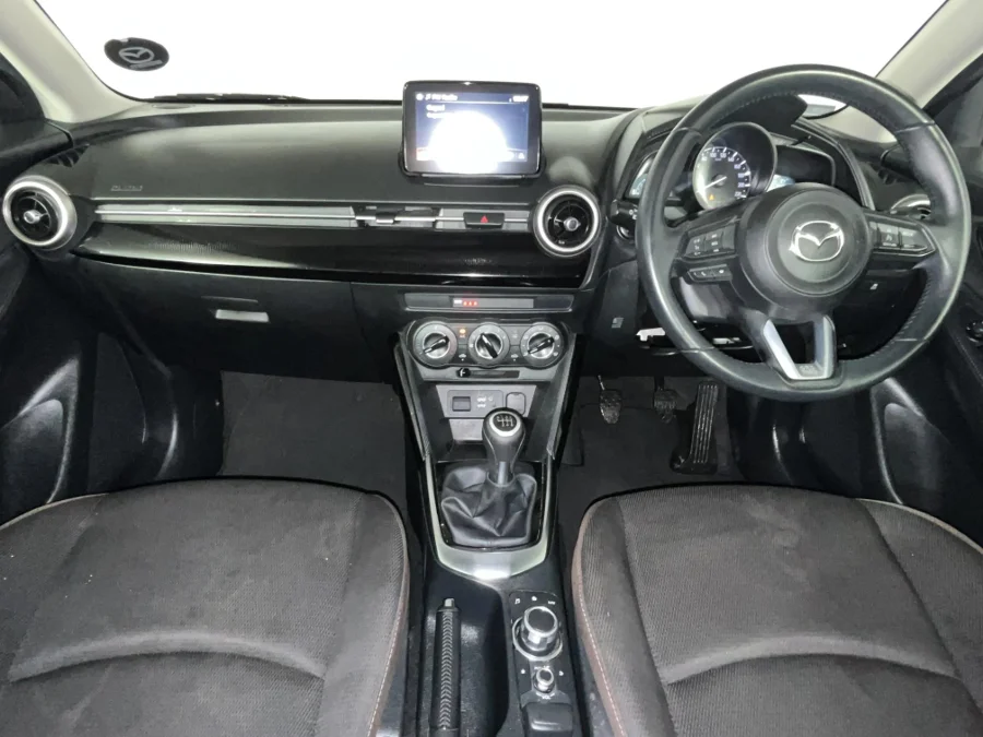 Used 2023 Mazda Mazda2 1.5 Dynamic manual - WeBuyCars Durban