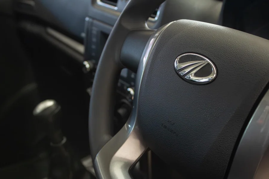 New 2025 Mahindra Pik Up 2.2CRDe single cab S6 - Mahindra New Cars Centurion New 2025 Mahindra Pik Up 2.2CRDe single cab S6 - Mahindra New Cars Centurion