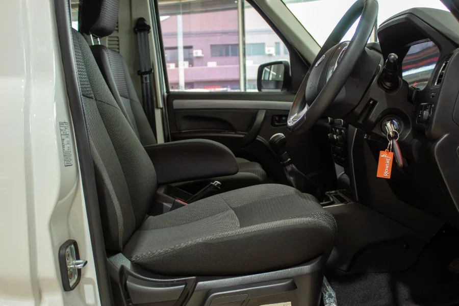 New 2025 Mahindra Pik Up 2.2CRDe single cab 4x4 S6 - Mahindra New Cars Centurion New 2025 Mahindra Pik Up 2.2CRDe single cab 4x4 S6 - Mahindra New Cars Centurion