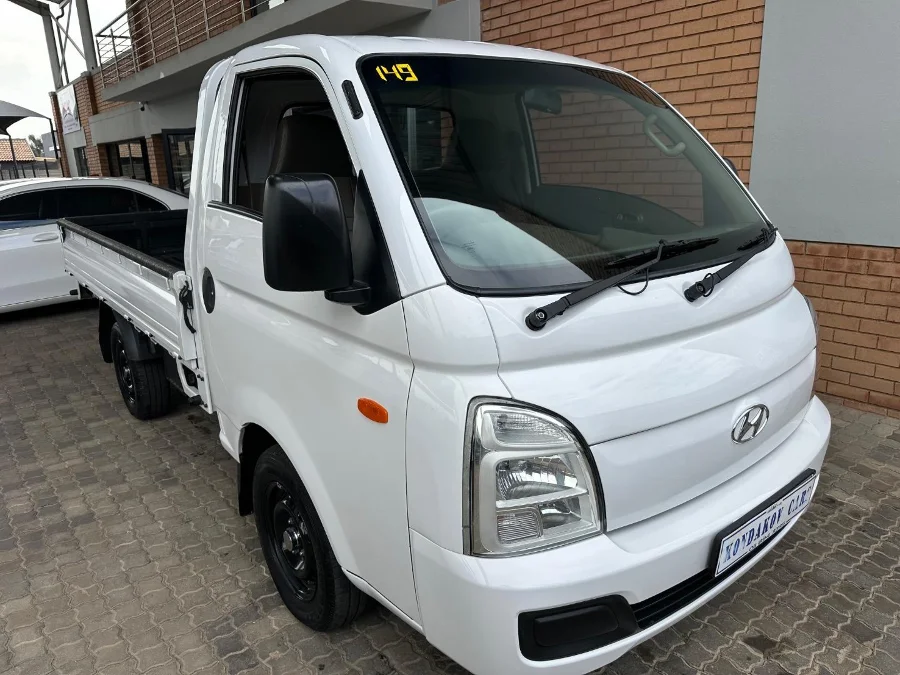 Used 2022 Hyundai H-100 Bakkie 2.6D deck - Kondakov Cars