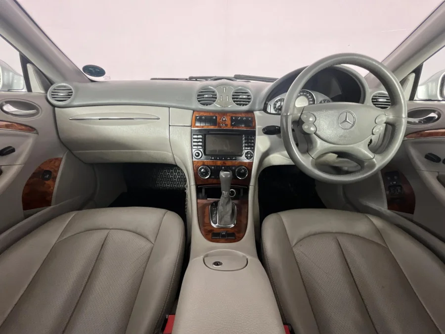 Used 2004 Mercedes-Benz CLK CLK500 cabriolet Elegance - WeBuyCars Brackenfell Cape Town
