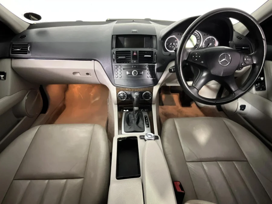Used 2009 Mercedes-Benz C-Class C320CDI Elegance - WeBuyCars Brackenfell Cape Town