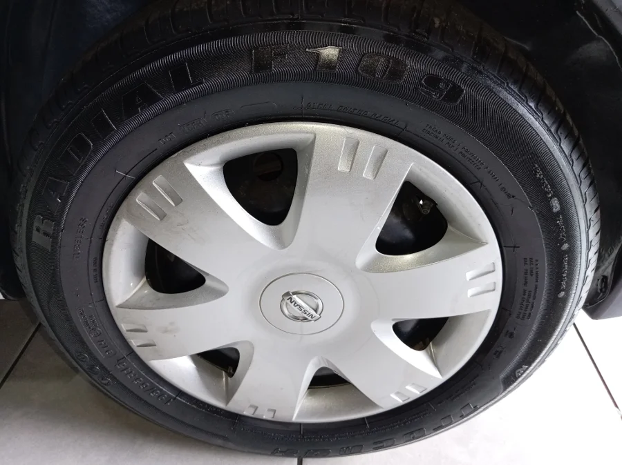 Used 2023 Nissan NP200 1.6i safety pack - H2Cars