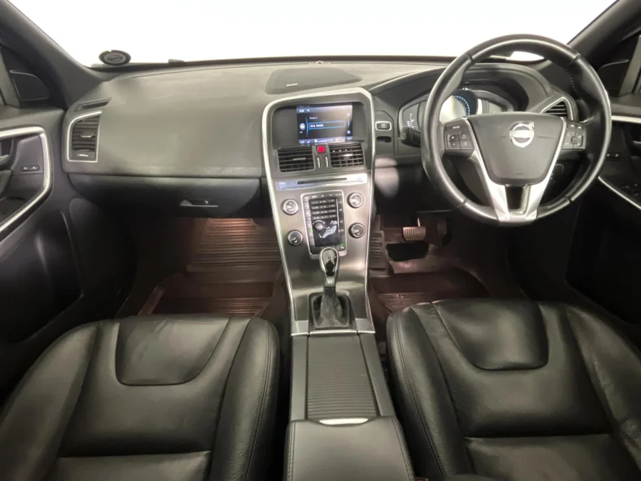 Used 2014 Volvo XC60 D4 Elite auto - WeBuyCars Silverlakes