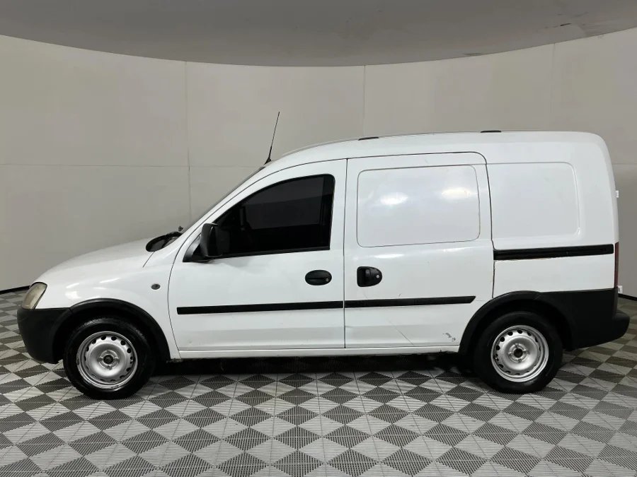 Used 2011 Opel Combo 1.4 - WeBuyCars JHB South