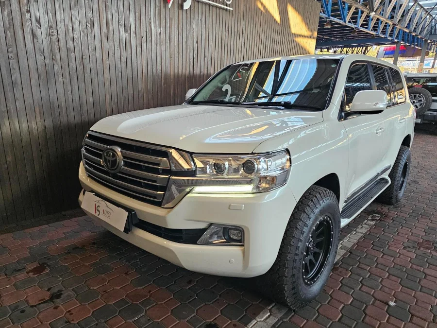Used 2017 Toyota Land Cruiser 200 4.5D-4D V8 VX - VS Auto