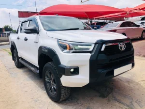 Used 2022 Toyota Hilux 2.4GD-6 double cab Raider manual