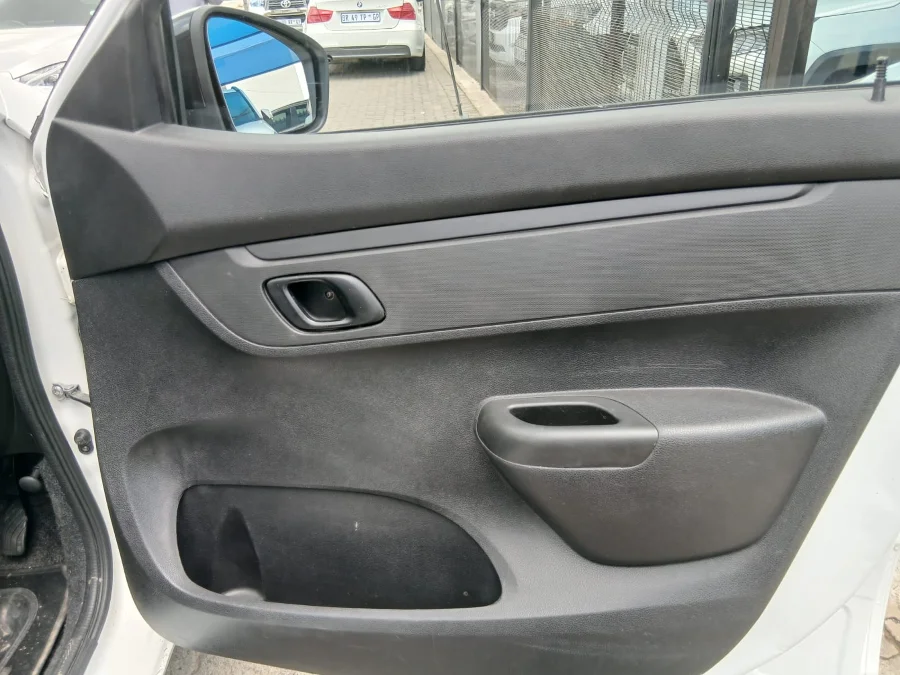 Used 2023 Renault Kwid 1.0 Expression - Carbase Auto