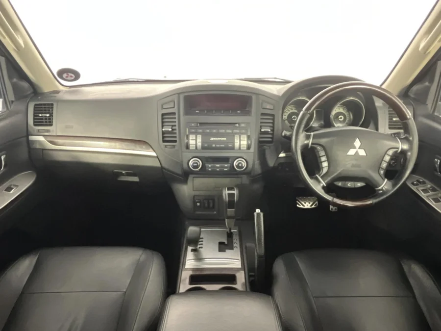 Used 2015 Mitsubishi Pajero 5-door 3.2DI-D GLS Exceed Pajero Legend Limited Edition 100 - WeBuyCars George Used 2015 Mitsubishi Pajero 5-door 3.2DI-D GLS Exceed Pajero Legend Limited Edition 100 - WeBuyCars George