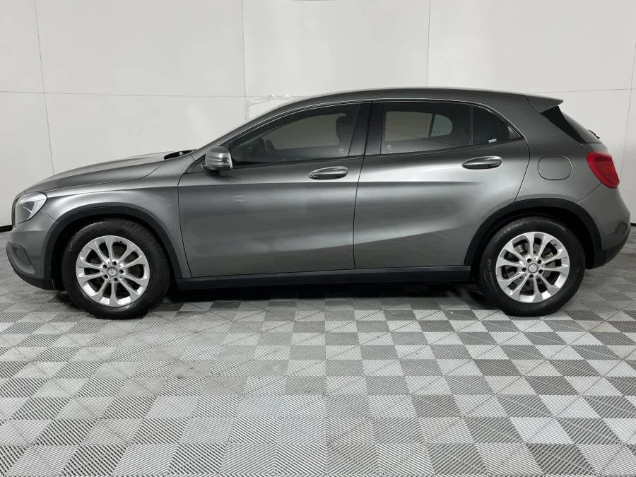 Used 2014 Mercedes-Benz GLA 200 auto - WeBuycars East London