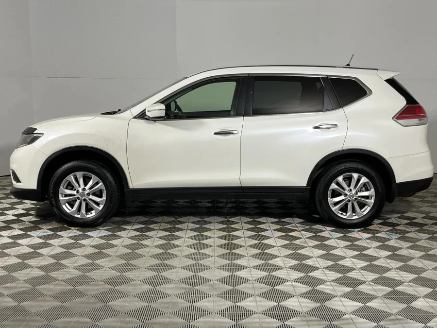Used 2015 Nissan X-Trail 1.6dCi XE - WeBuyCars Germiston