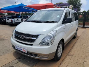 Used 2013 Hyundai H-1 2.5VGTi bus Elite 9-seater