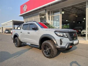 Demo 2025 Nissan Navara 2.5DDTi double cab Pro-4X 4x4