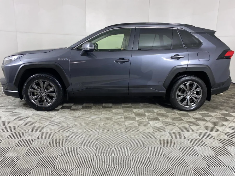Used 2023 Toyota RAV4 2.5 Hybrid GX-R E-Four - WeBuyCars Mbombela Used 2023 Toyota RAV4 2.5 Hybrid GX-R E-Four - WeBuyCars Mbombela