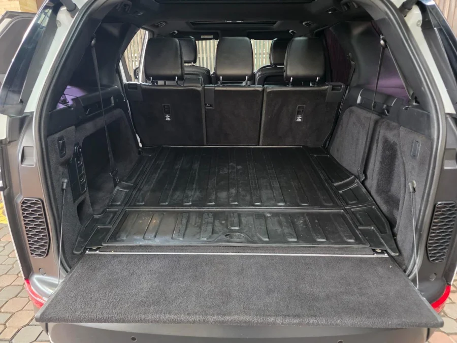 Used 2020 Land Rover Discovery SE Td6 - VS Auto