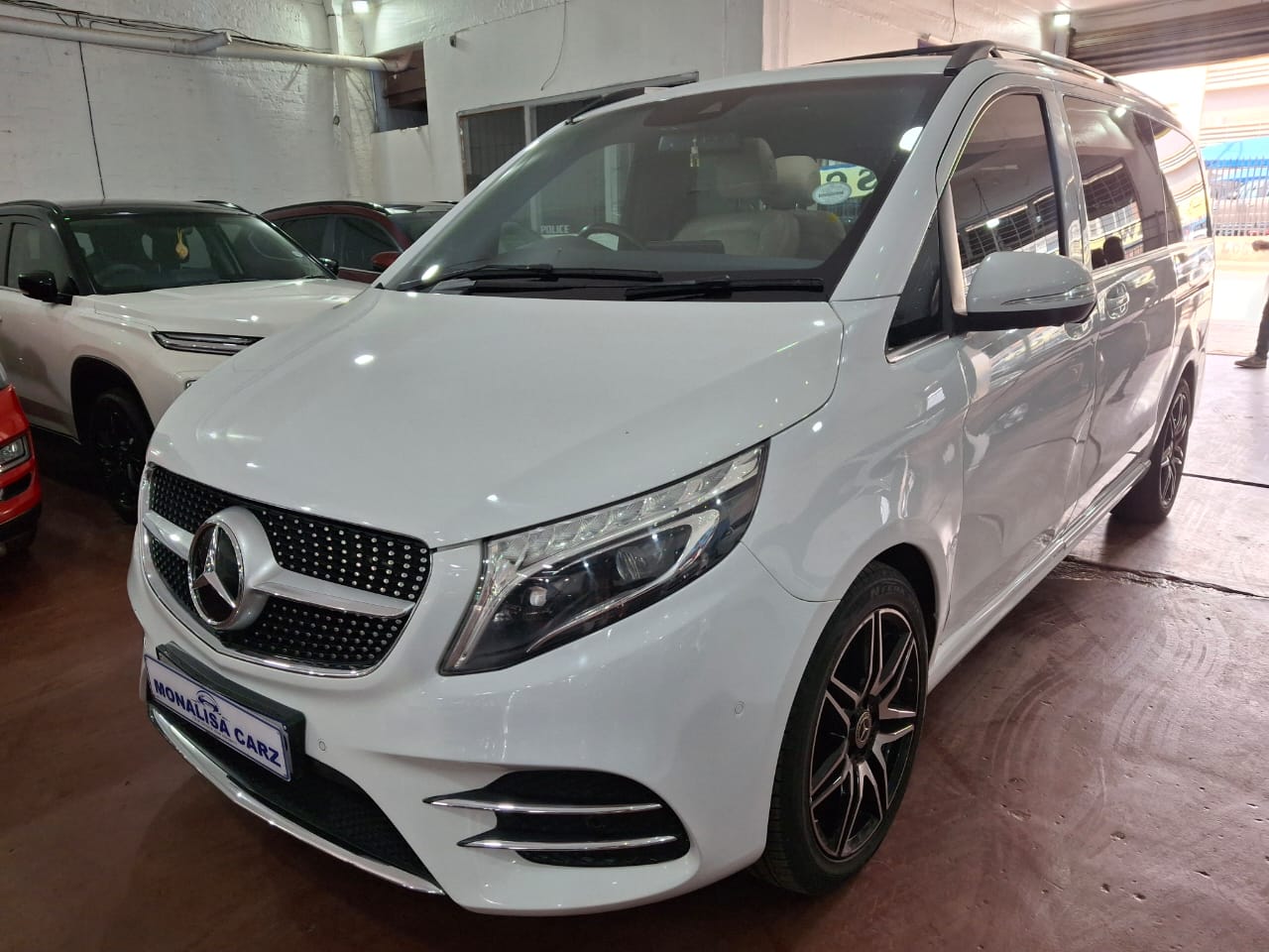 New 2022 Mercedes-Benz V-Class V250d AMG Line