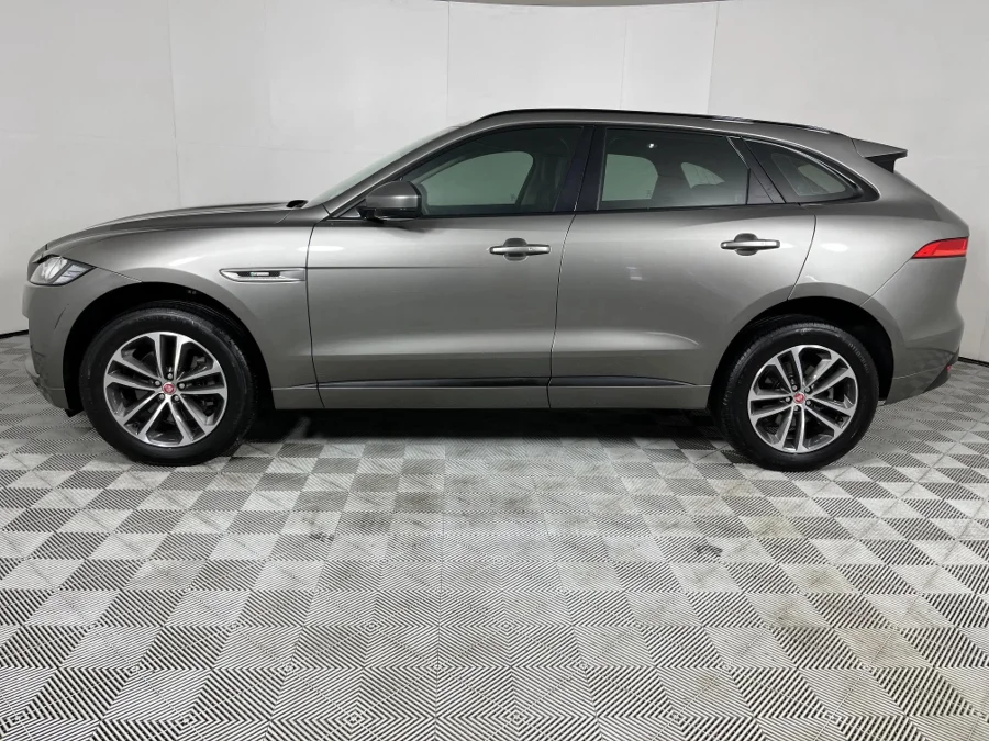 Used 2019 Jaguar F-Pace 25t R-Sport - WeBuyCars The Dome