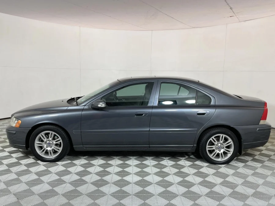 Used 2009 Volvo S60 2.0T automatic - WeBuyCars JHB South