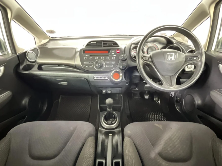 Used 2013 Honda Jazz 1.5 Elegance - WeBuyCars Pietermaritzburg Used 2013 Honda Jazz 1.5 Elegance - WeBuyCars Pietermaritzburg