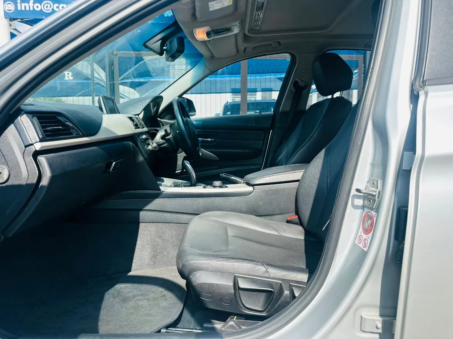 Used 2015 BMW 3 Series 320d auto - Carbase Auto