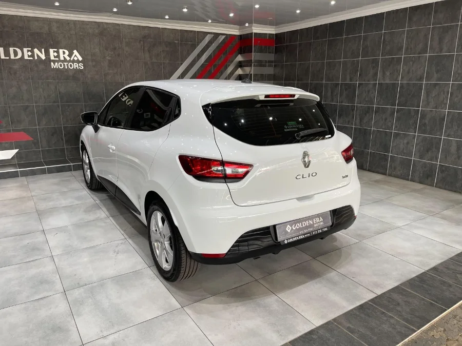 Used 2014 Renault Clio 66kW turbo Expression - Golden Era Motors Used 2014 Renault Clio 66kW turbo Expression - Golden Era Motors