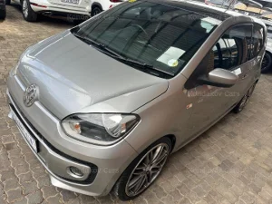 Used 2015 Volkswagen up! club up! 3-door 1.0
