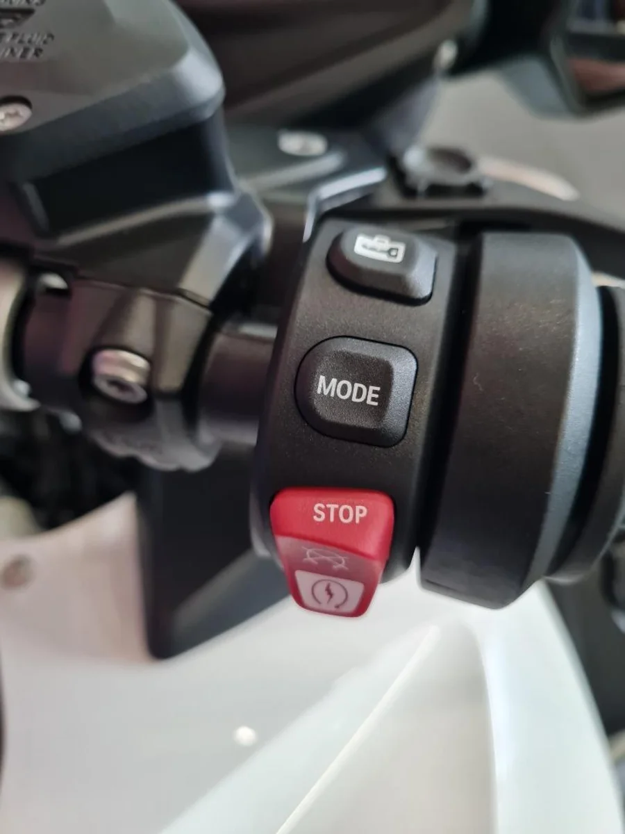 Used 2025 BMW R1250RT - BMW East Rand