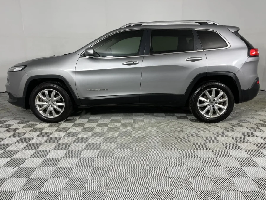 Used 2016 Jeep Cherokee 3.2L 4x4 Limited 75th Anniversary Edition - WeBuyCars Silverlakes